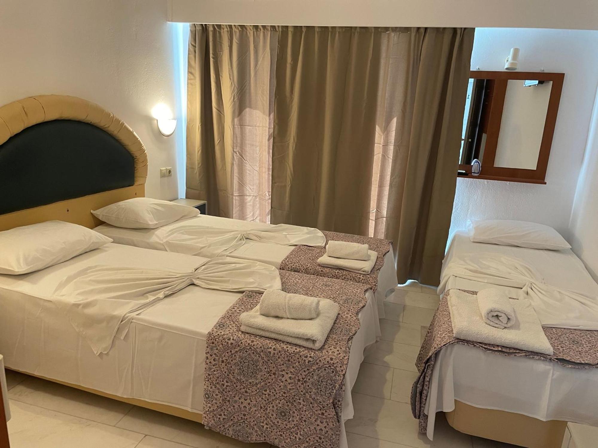 Hotel Kourkoumelata Argostoli  Exterior foto
