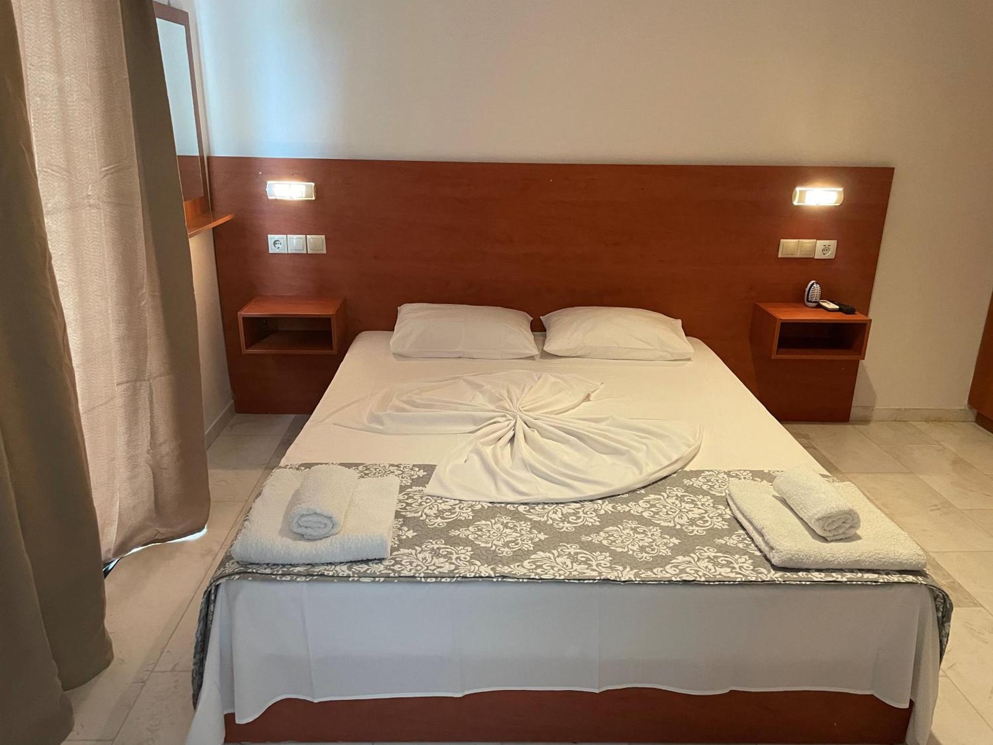 Hotel Kourkoumelata Argostoli  Exterior foto